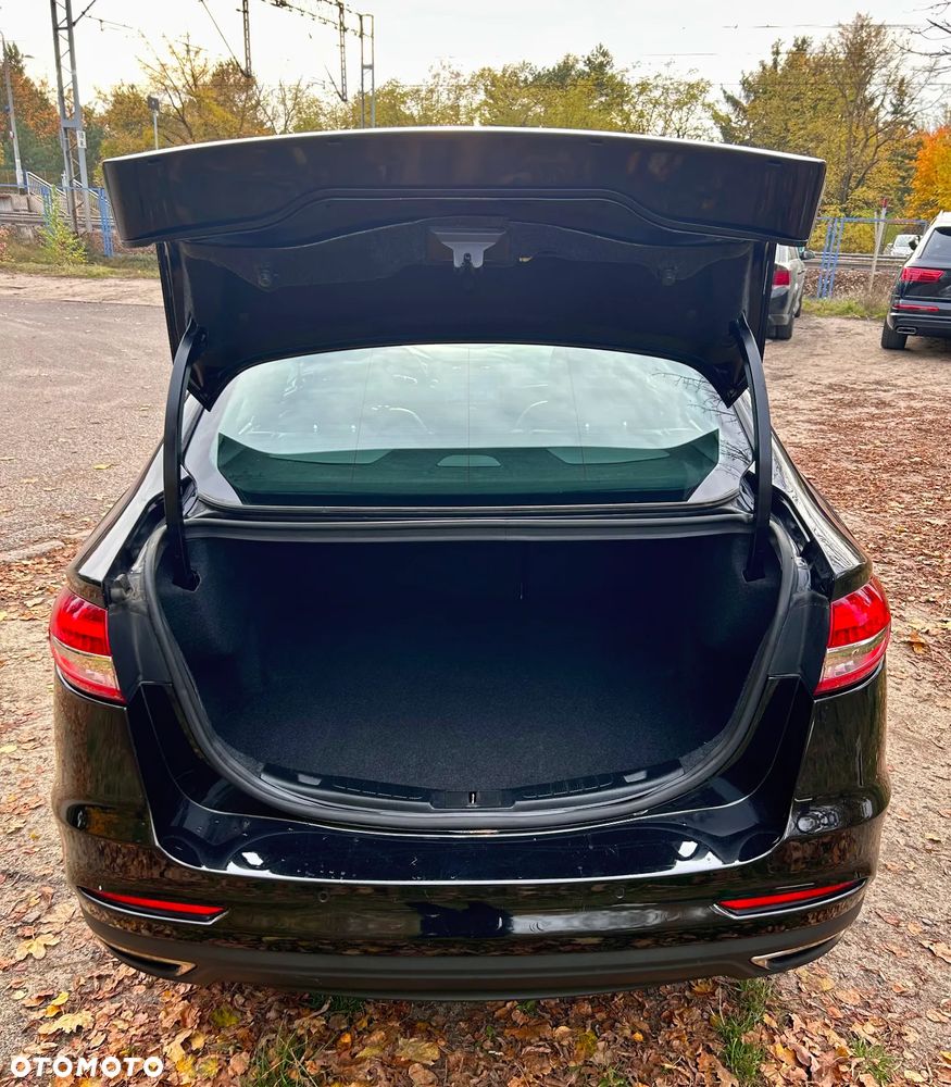 Ford Fusion 2.0 EcoBoost Titanium - 20