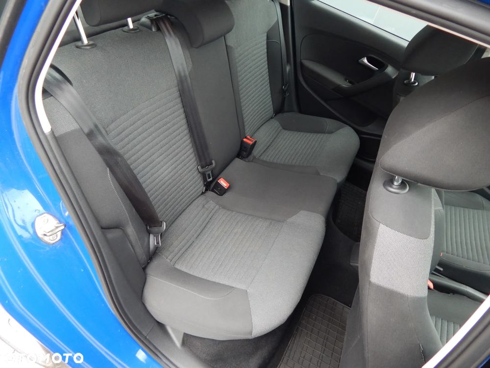 Volkswagen Polo - 18