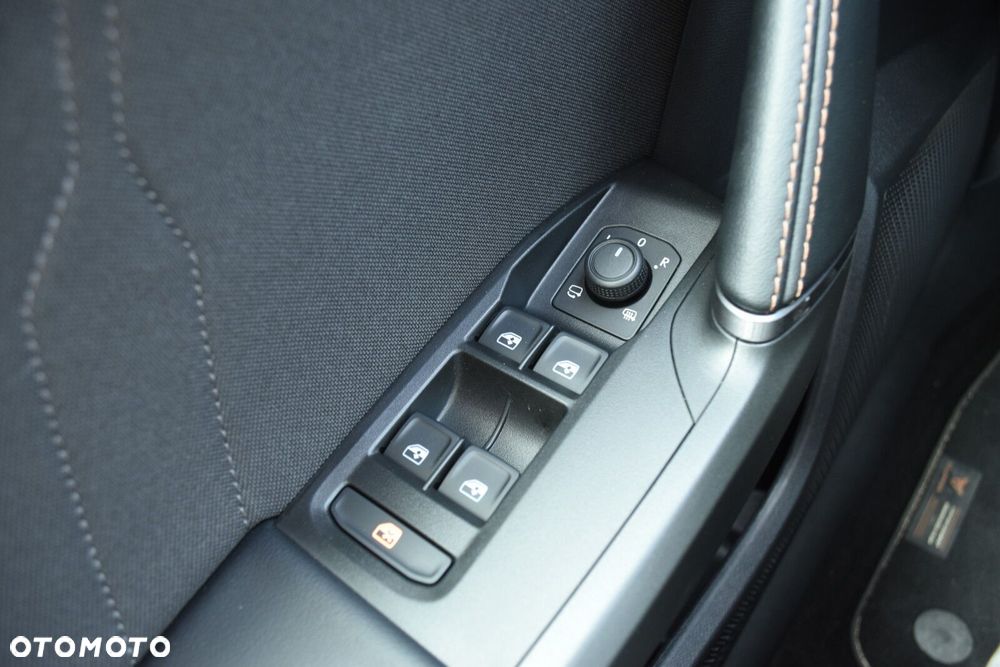 Cupra Formentor 1.5 eTSI mHEV DSG - 25