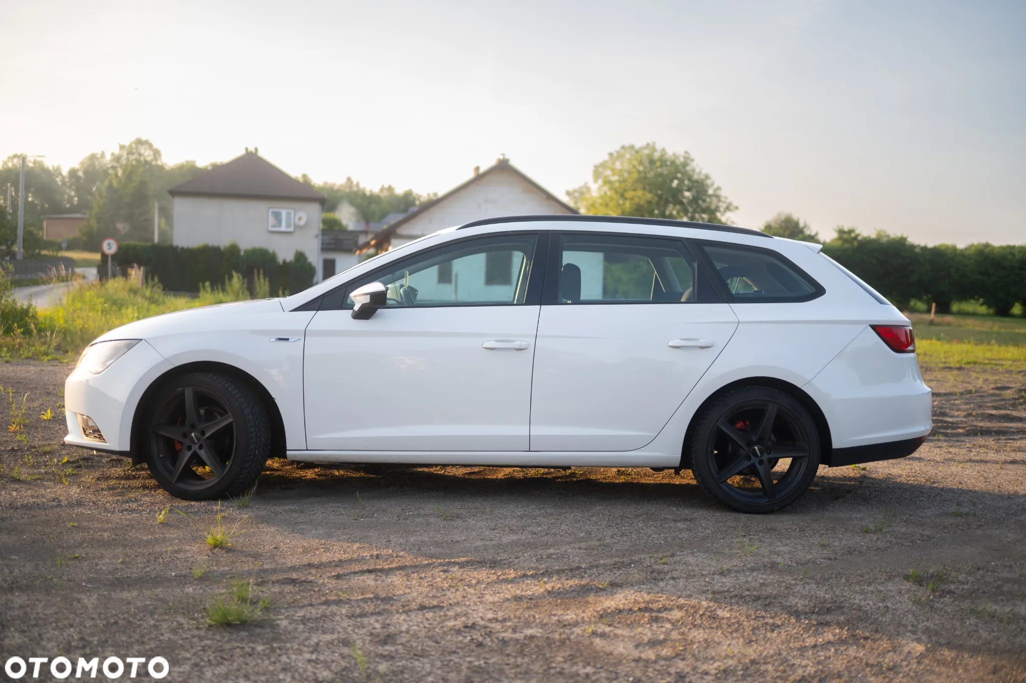 Seat Leon 1.6 TDI Entry - 13