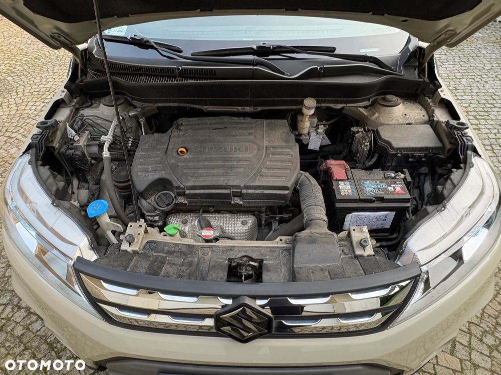 Suzuki Vitara 1.6 XLED 2WD - 26
