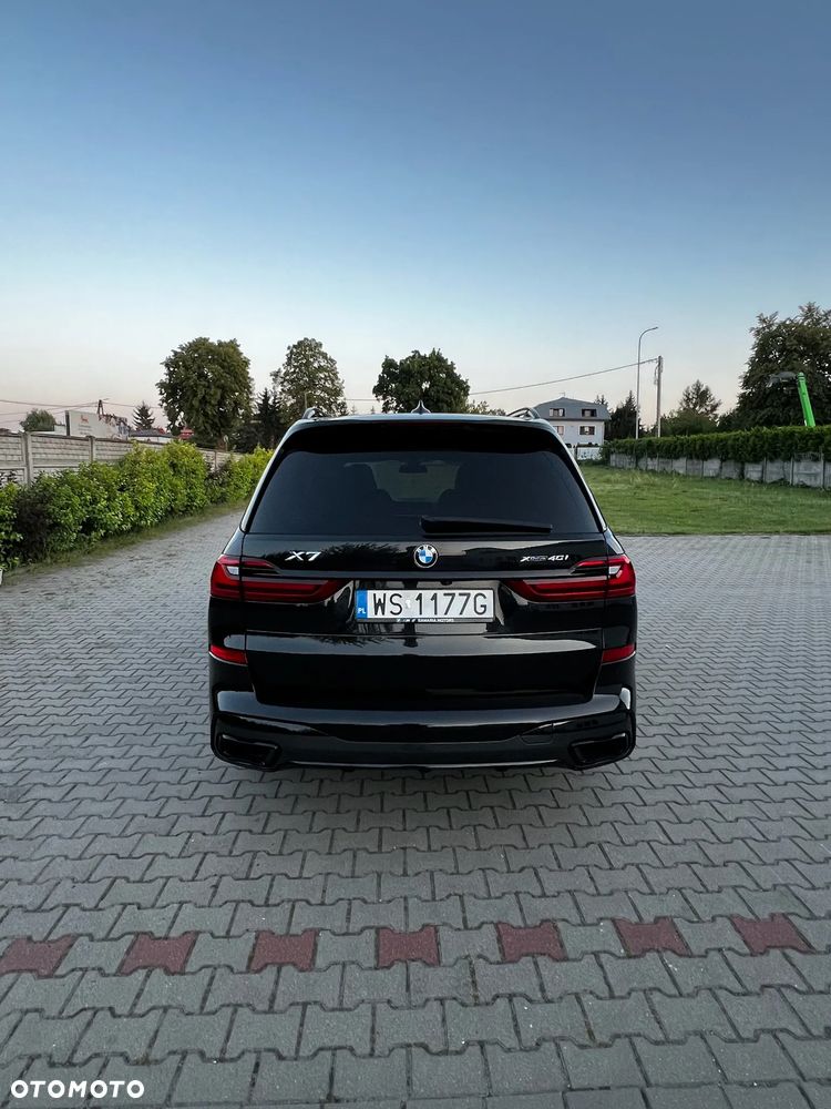 BMW X7 xDrive40i - 4