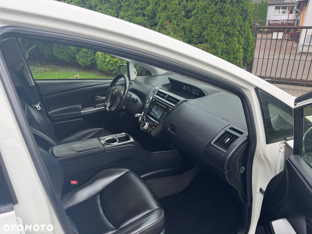Toyota Prius+ (Hybrid) Executive - 30