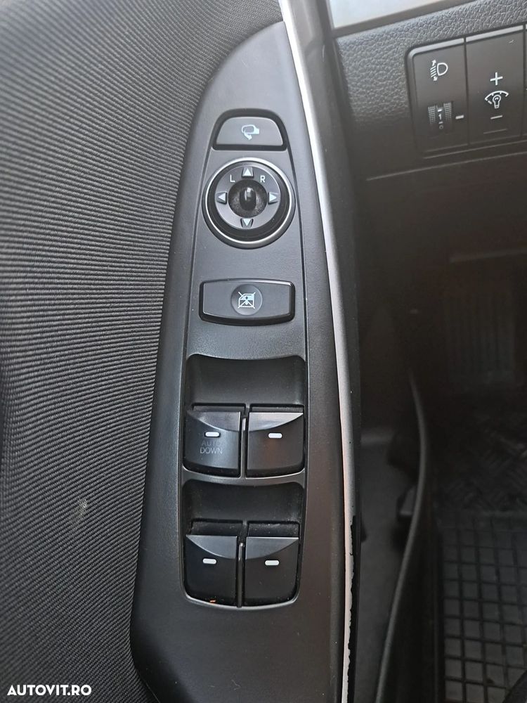 Hyundai i30 1.6 CRDI DCT Premium - 14