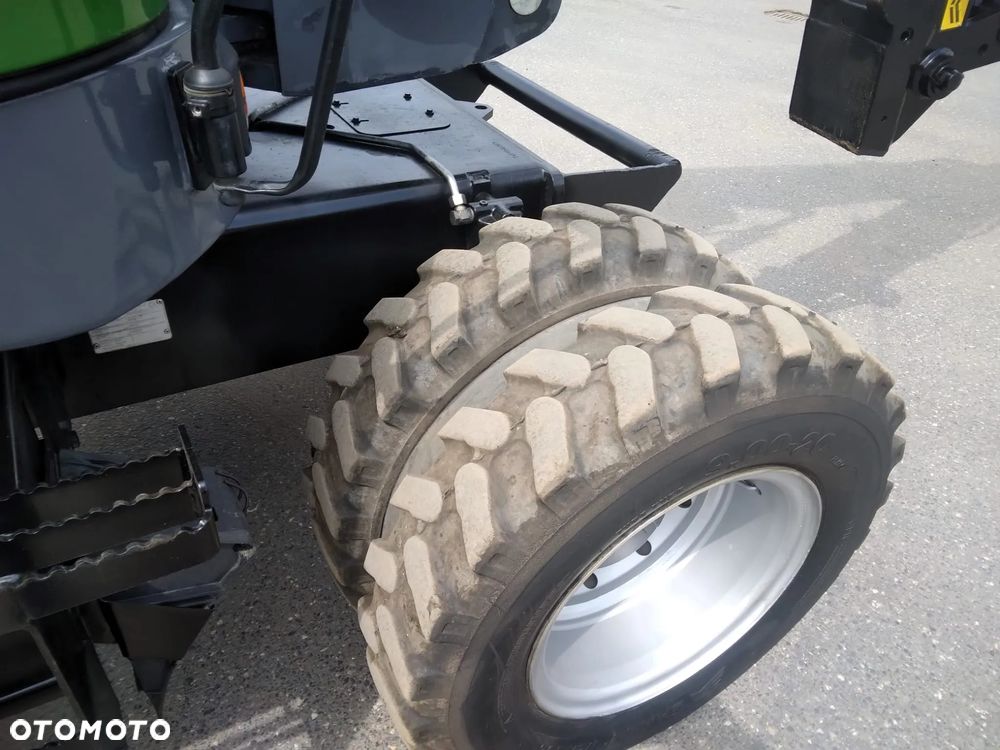 Schaeff TW110 koparka kołowa 4x4 - 11