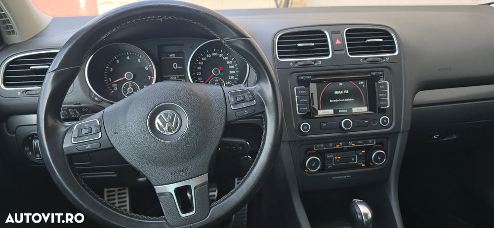 Volkswagen Golf 1.4 TSI DSG Style - 20