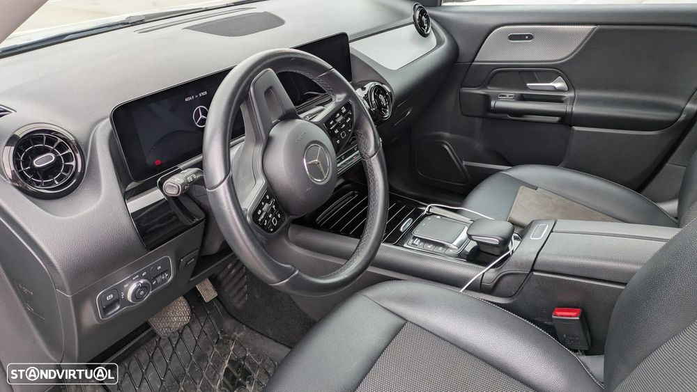 Mercedes-Benz GLA 180 d 8G-DCT Style - 4