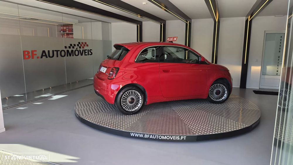 Fiat 500e RED — fotografia 7