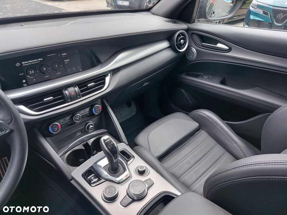 Alfa Romeo Stelvio - 22