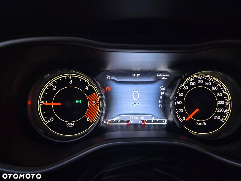 Jeep Cherokee 2.0 MJD Active Drive II Limited - 14