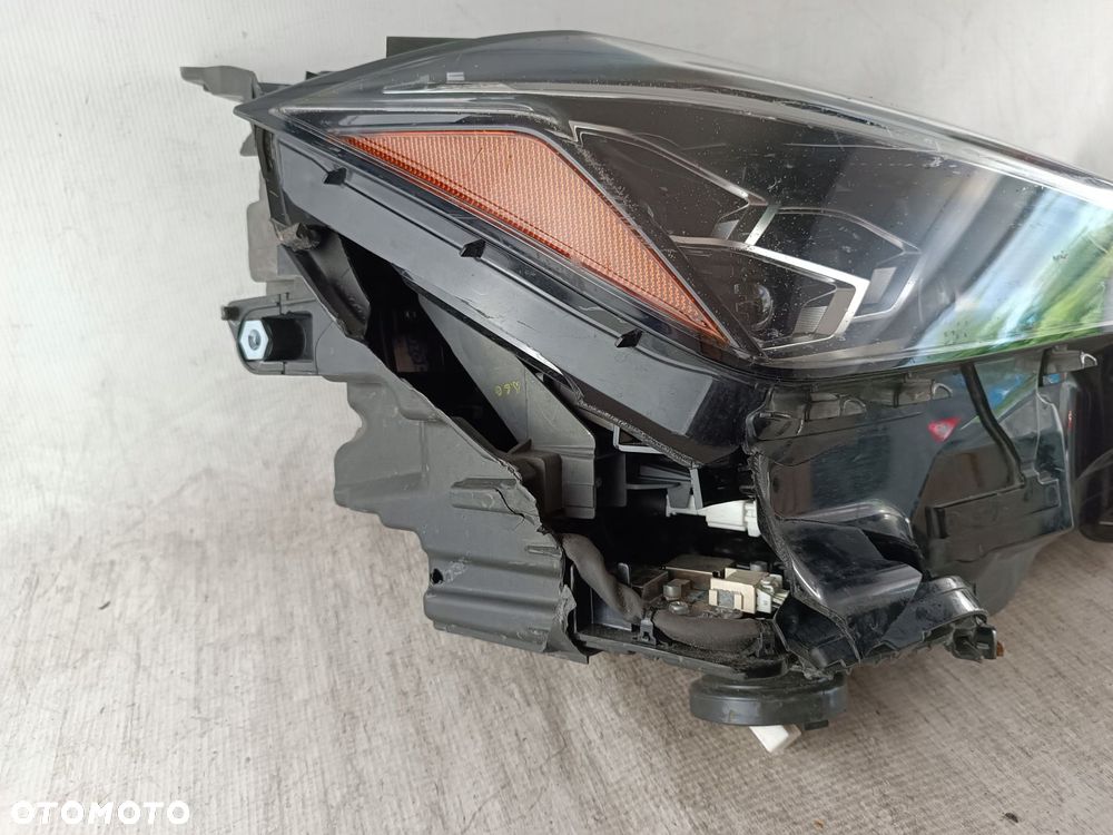 lexus ux 2018-2022 lampa prawa full led - europa - 13