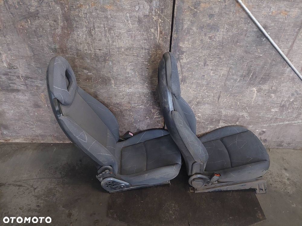FOTEL LEWY PRZÓD + PRAWY PRZÓD SMART FORTWO I - 2