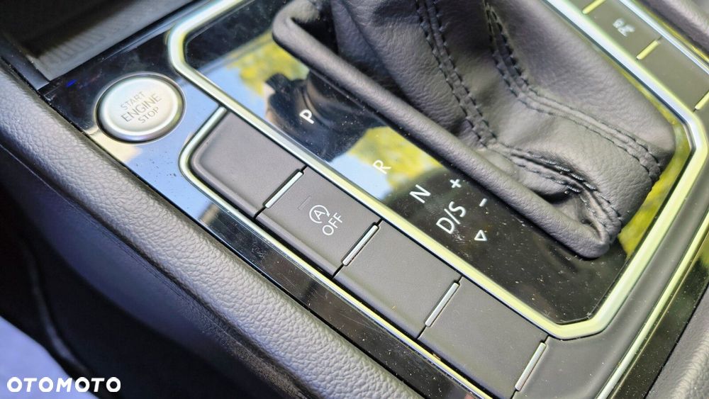 Volkswagen Passat Variant - 24