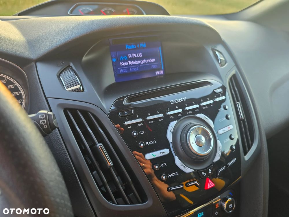Ford Focus 2.0 EcoBoost ST - 22