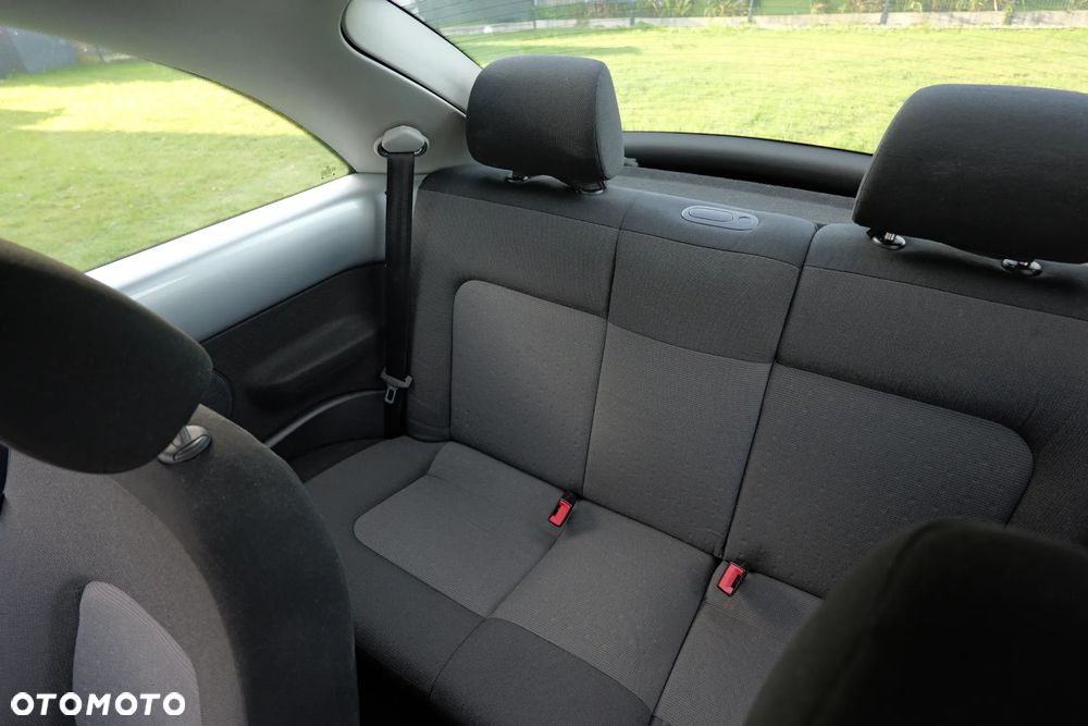Volkswagen New Beetle 1.9 TDI - 13