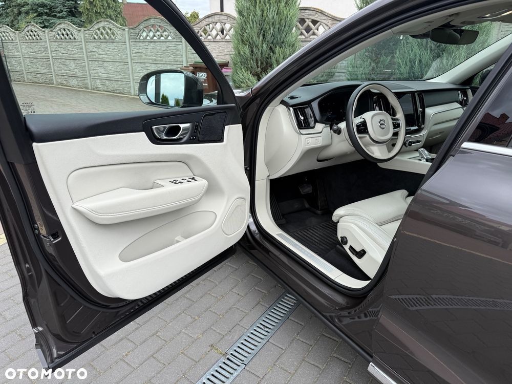 Volvo XC 60 B5 B AWD Geartronic Inscription - 20