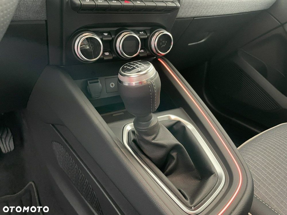 Renault Clio - 7