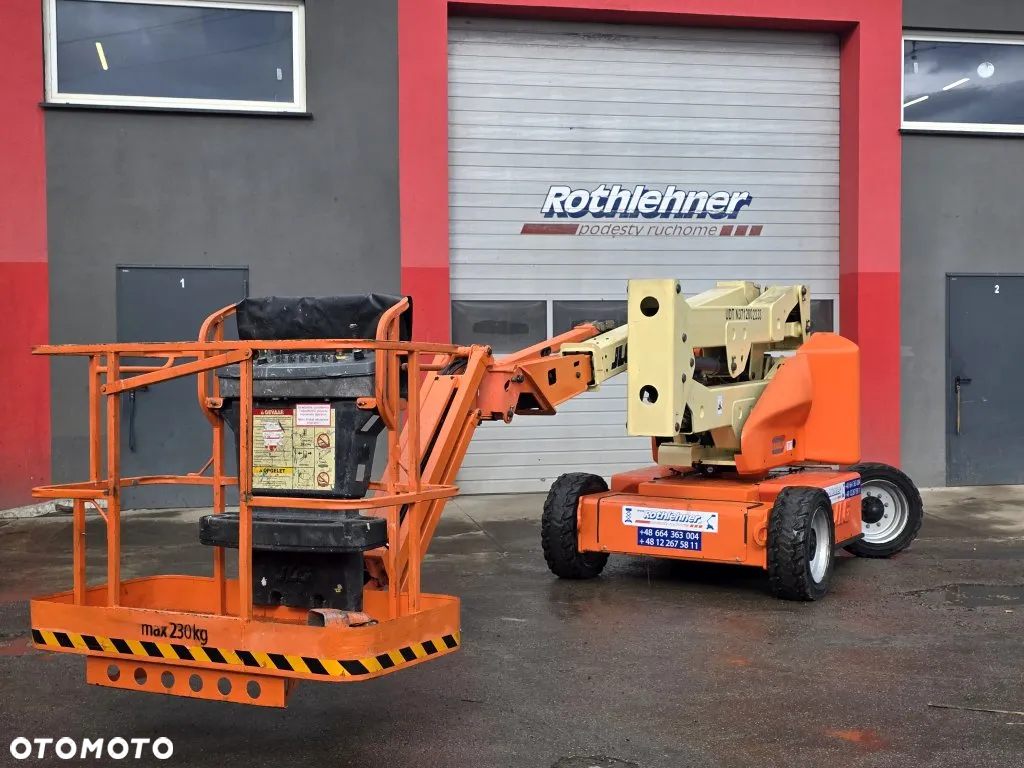 JLG - 4