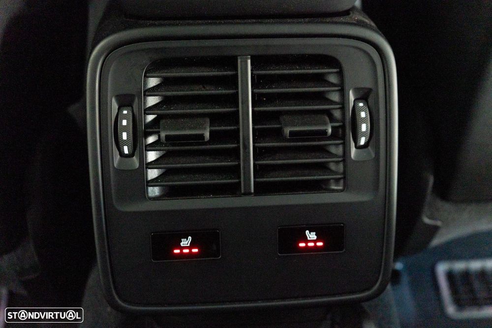 Porsche Taycan Cross Turismo Turbo - 11