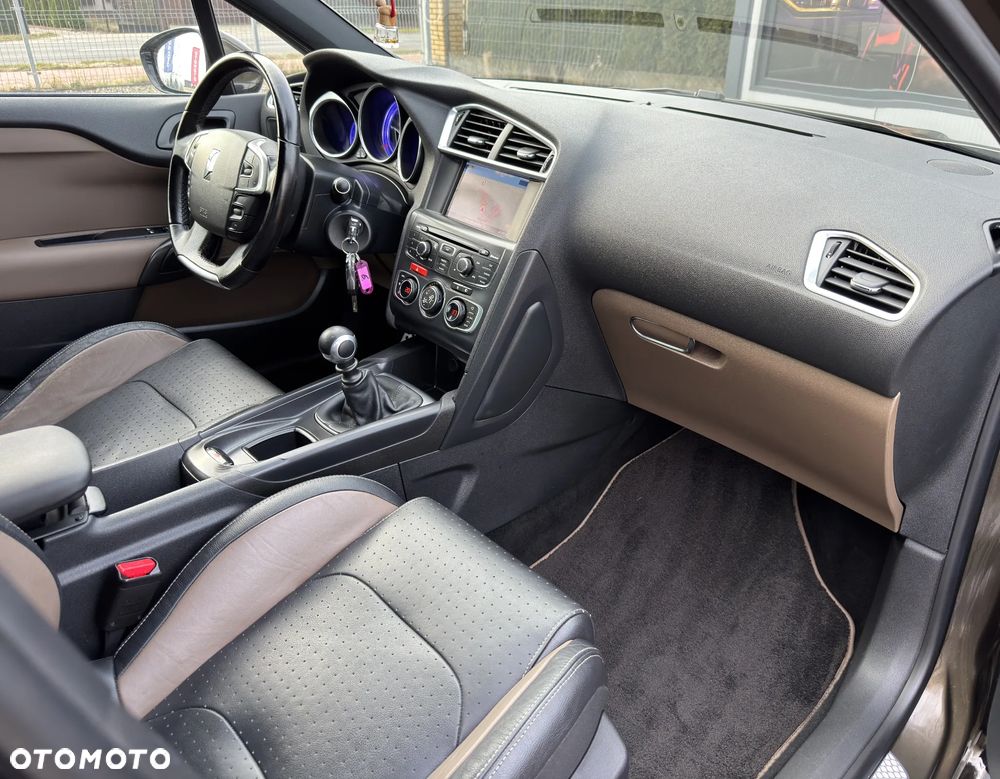 Citroën DS4 THP 200 Pure Pearl - 29