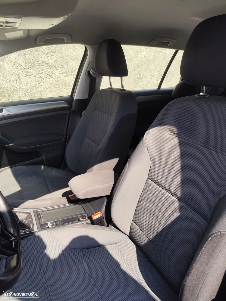 VW Golf Variant 1.6 TDi Confortline - 5