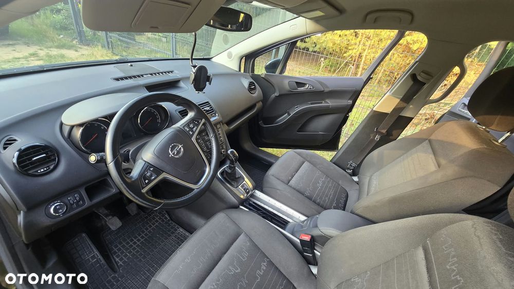 Opel Meriva - 21
