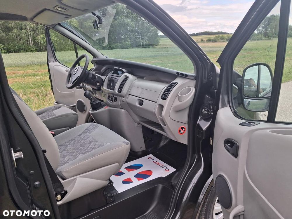 Opel Vivaro - 23