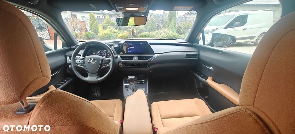 Lexus UX 200 GPF Business 2WD - 9