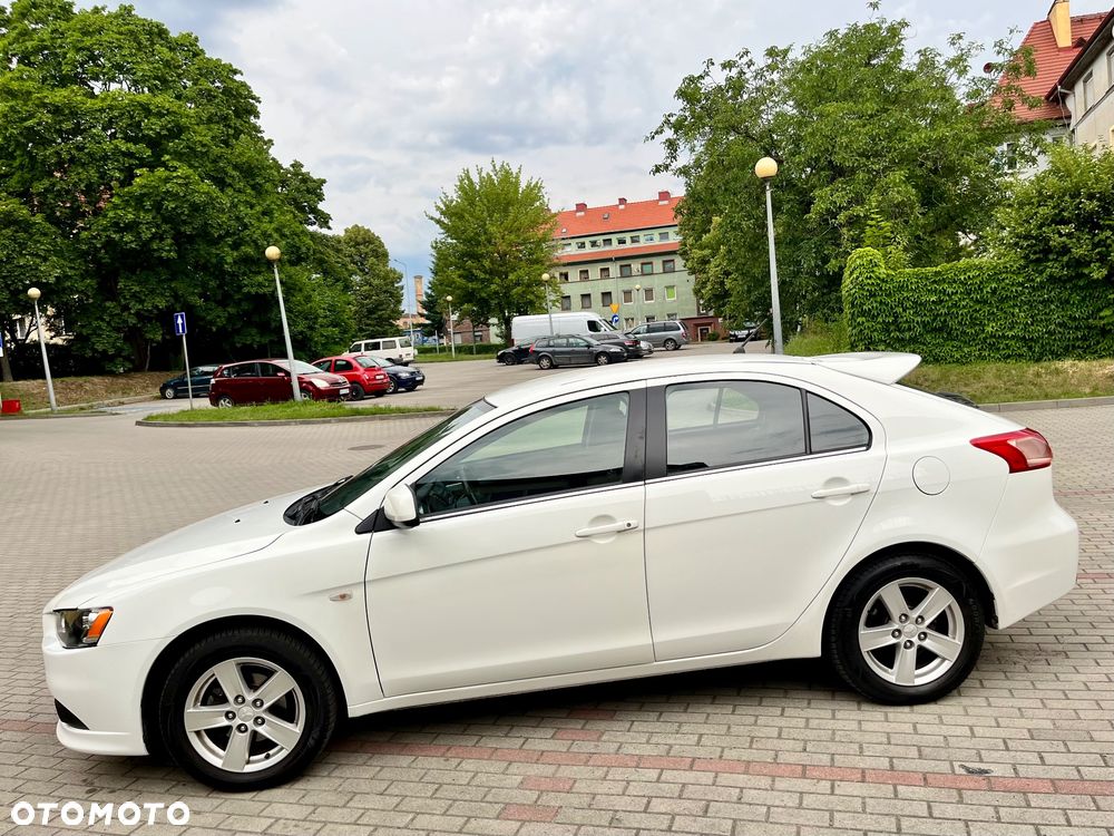 Mitsubishi Lancer 1.5 Inform - 5