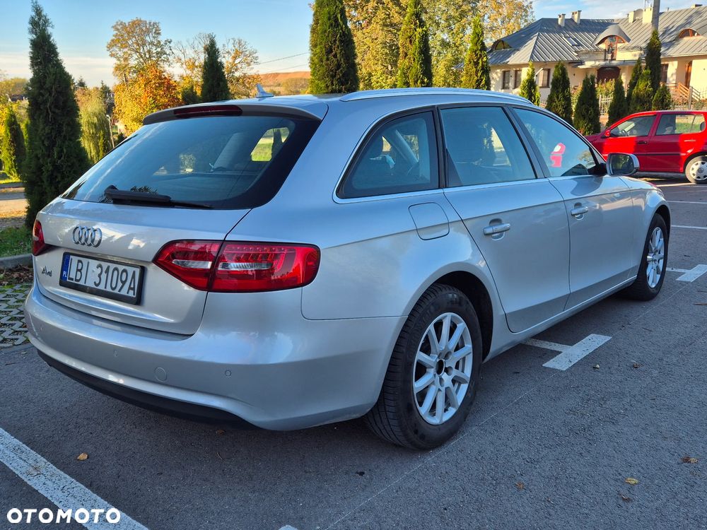 Audi A4 Avant 2.0 TDI DPF multitronic Ambiente - 4