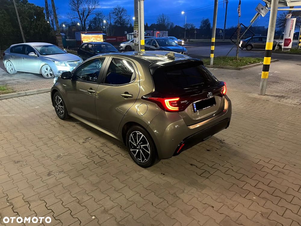 Toyota Yaris 1.5 VVT-i Comfort - 4