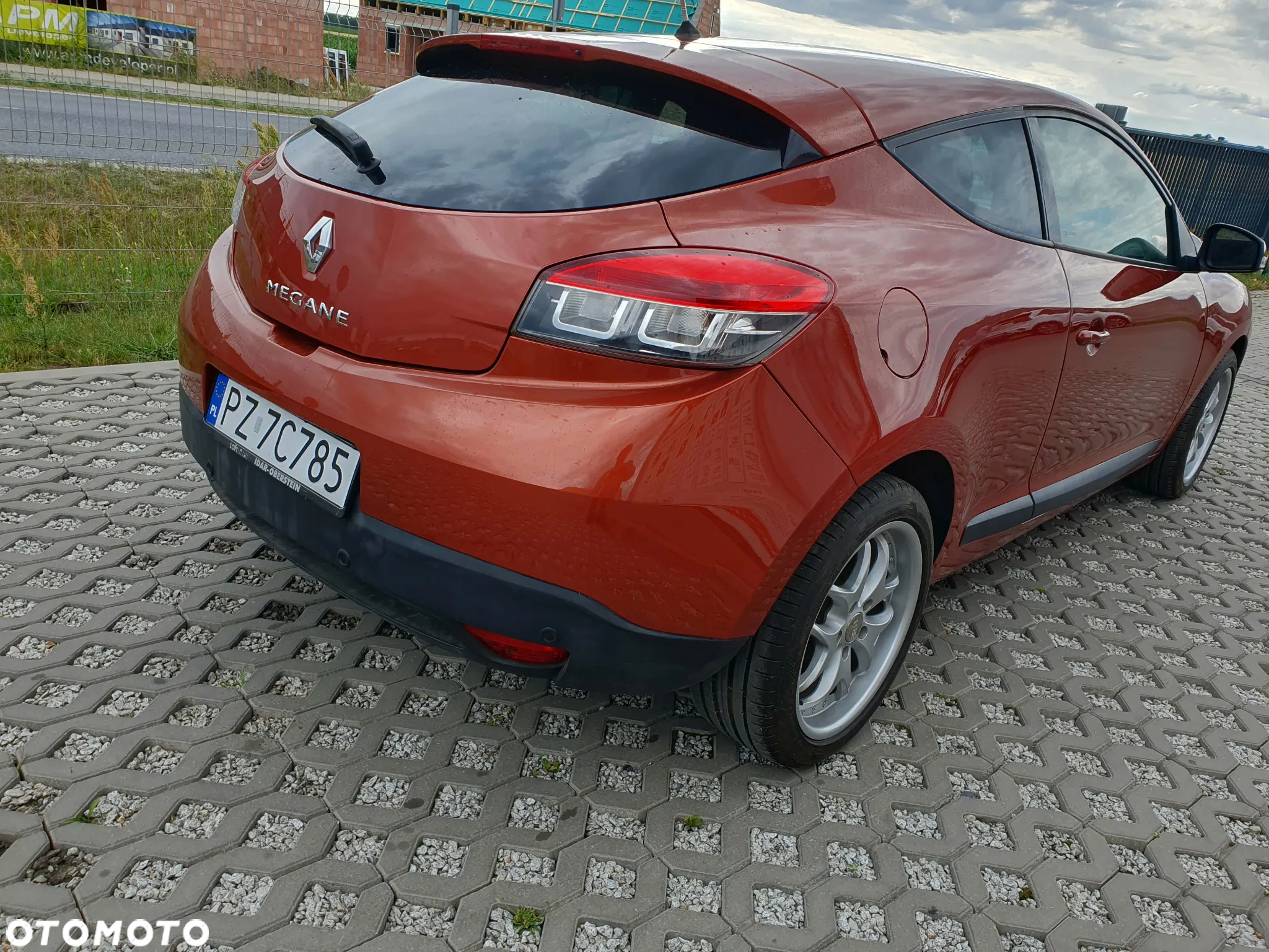 Renault Megane Coupe TCe 130 Bose Edition - 17