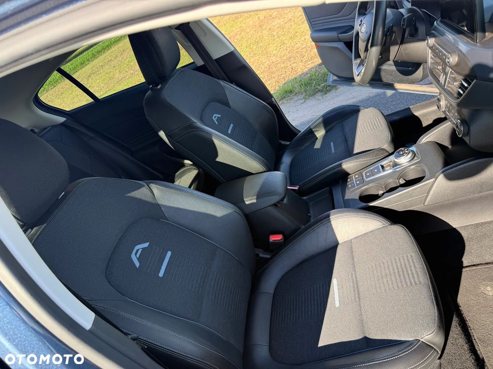Ford Focus 1.0 EcoBoost Active - 10