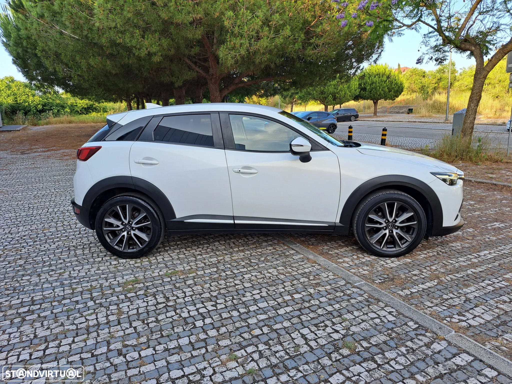 Mazda CX-3 1.5 Sky.Excellence HT Leather White Navi - 15