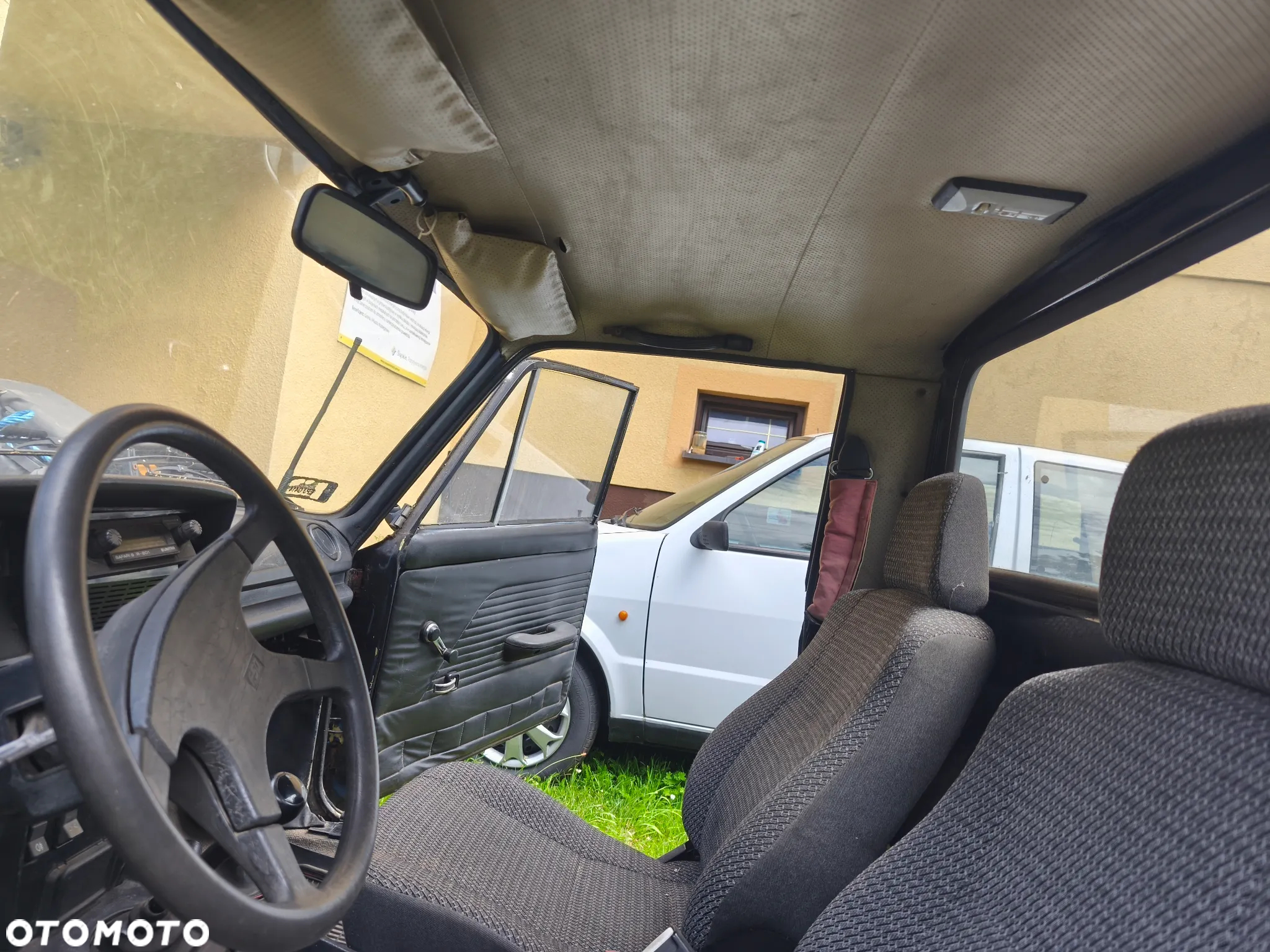 Fiat 125p - 12