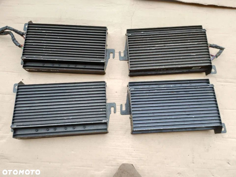 wzmacniacz radia jeep grand cherokee ii wj wg chrysler voyager iii - 2