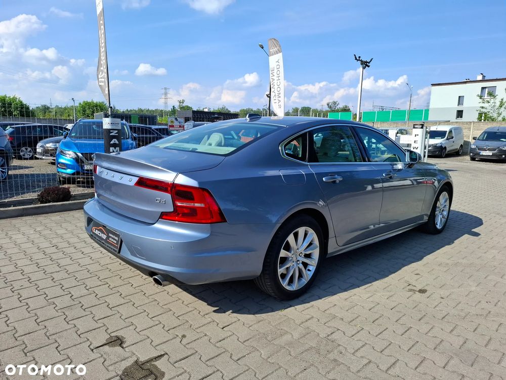 Volvo S90 - 34