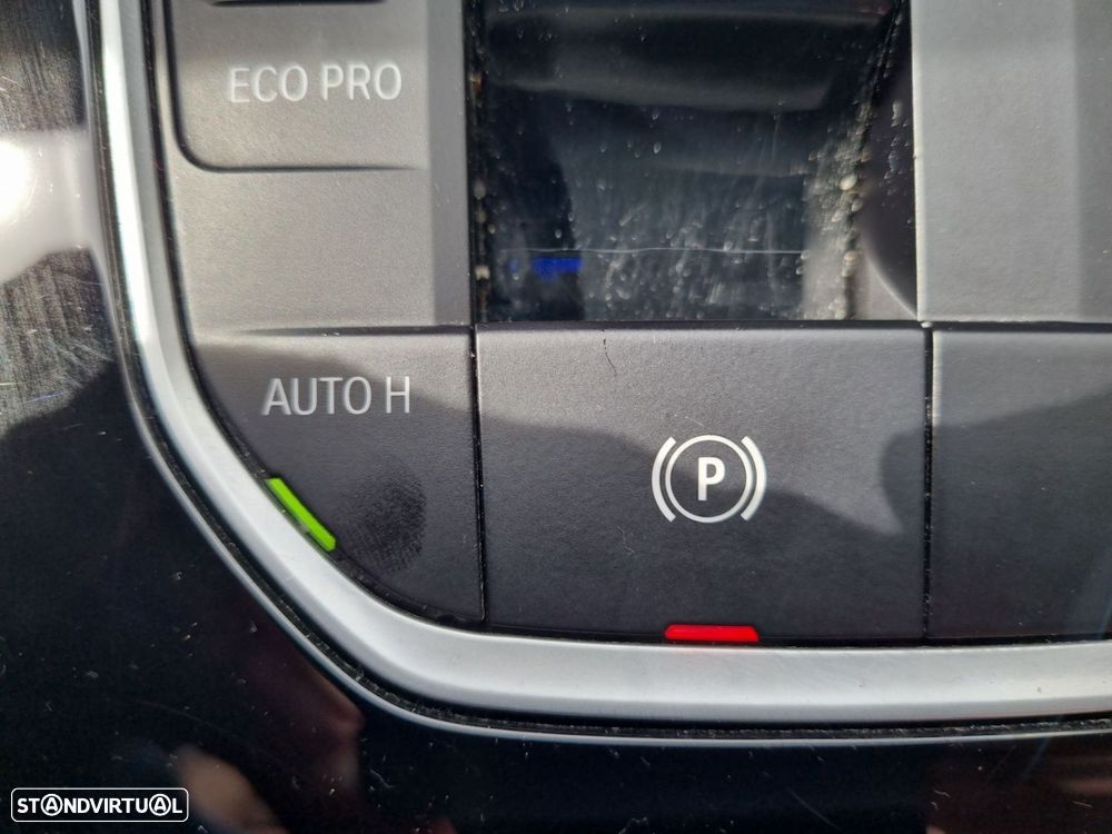 BMW 116 d Pack Desportivo M Auto - 20