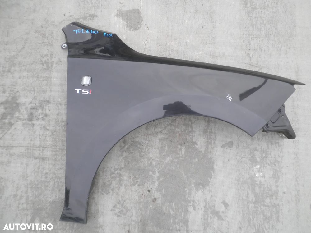 Aripa stanga / dreapta fata Seat Toledo 2014 pe negru sau alb - 2