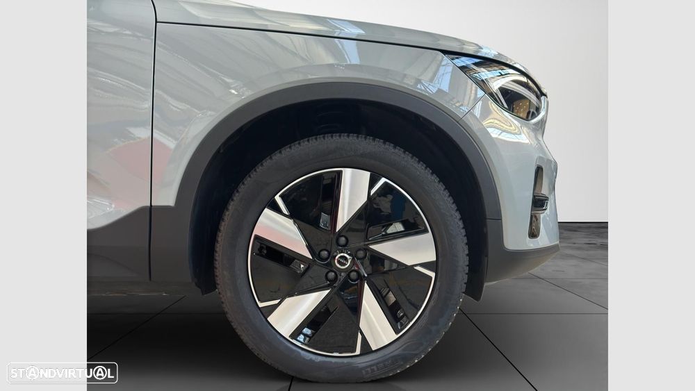 Volvo EX40 82 kWh Single Motor Extended Range Plus - 9