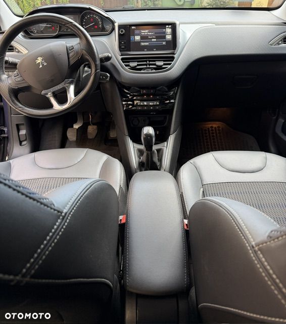 Peugeot 208 1.2 PureTech Allure S&S - 14