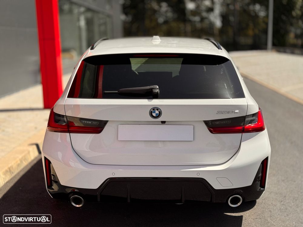 BMW 330 e Aut. M Sport - 8