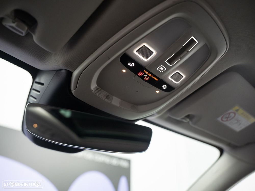 Volvo XC 60 2.0 T6 PHEV Plus Dark - 39