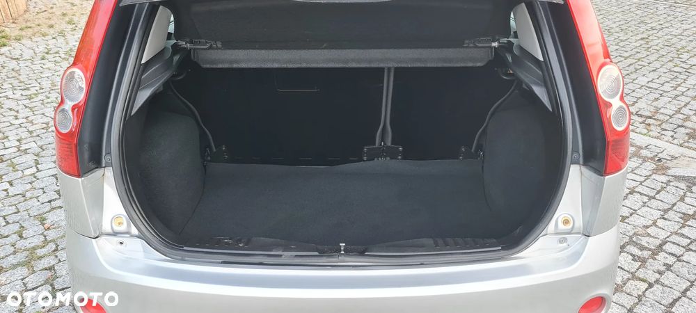 Ford Fiesta 1.4 Style - 10