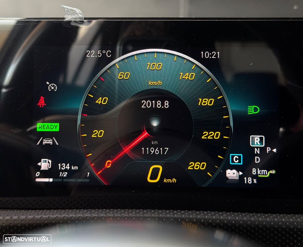 Mercedes-Benz A 250 e 8G-DCT Advanced AMG Line - 25