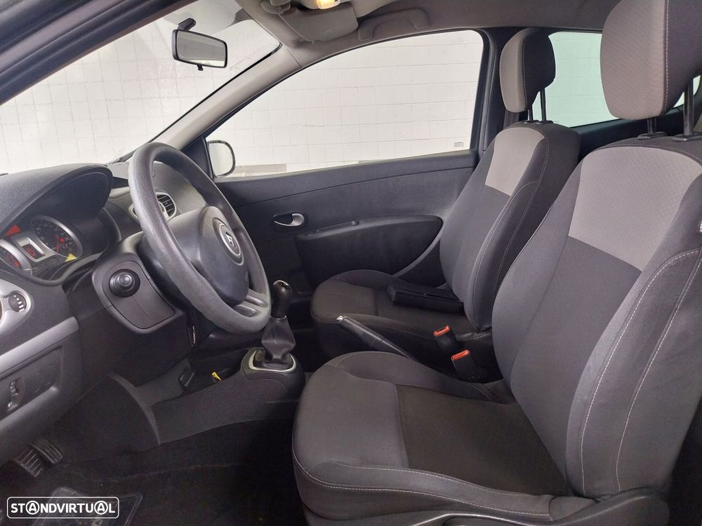 Renault Clio 1.2 16V GT - 4