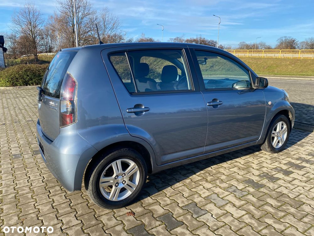 Daihatsu Sirion 1.3 CooLine - 4