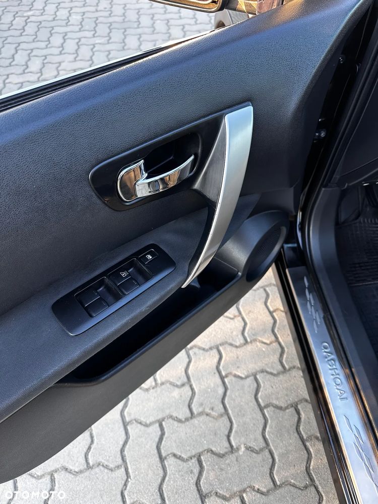 Nissan Qashqai 2.0 dCi Tekna EU5 - 14