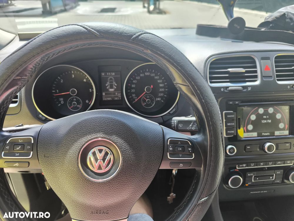 Volkswagen Golf 1.6 TDI DPF Exclusive - 2