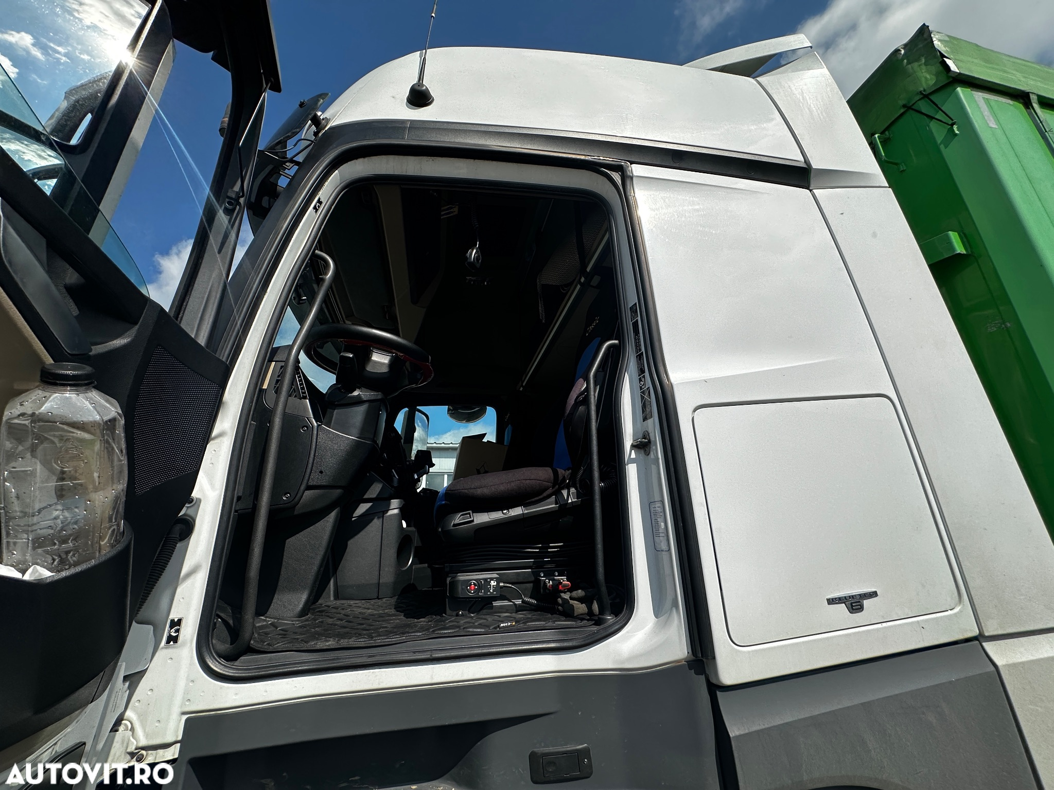 Mercedes-Benz Actros - 8